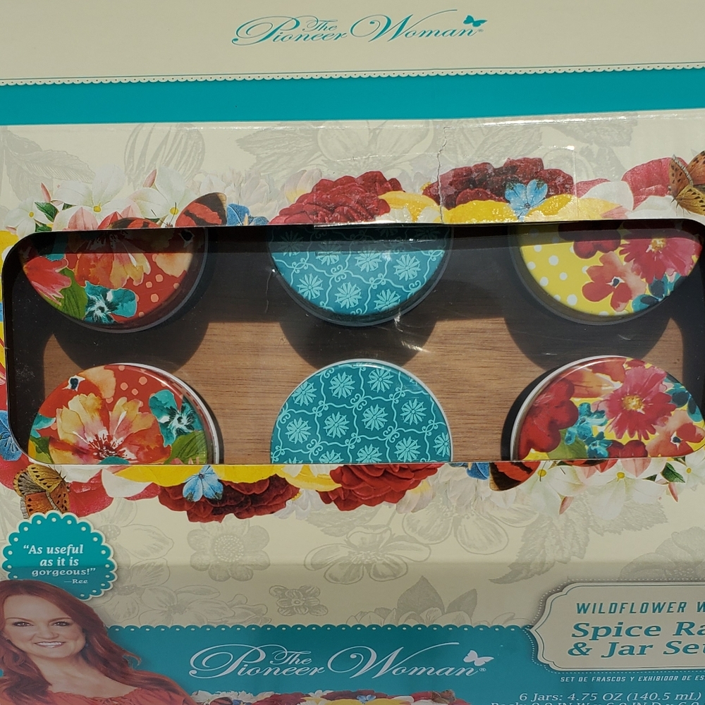 Pioneer Woman Spice Rack and Jar Set - Picture 5 of 7
